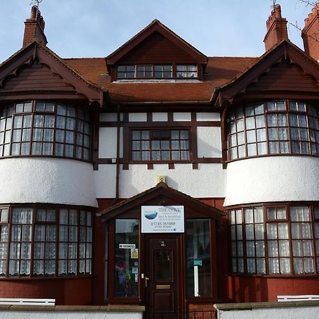 The Cove Guest House Rhyl Exteriör bild